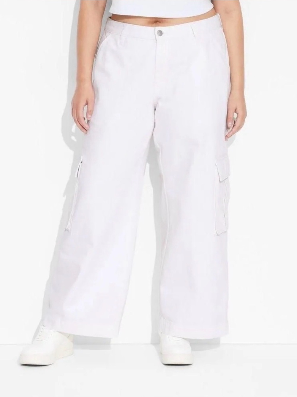 P128 NWT Wild Fable Mid Rise Baggy Cargo Jean - Size: 6